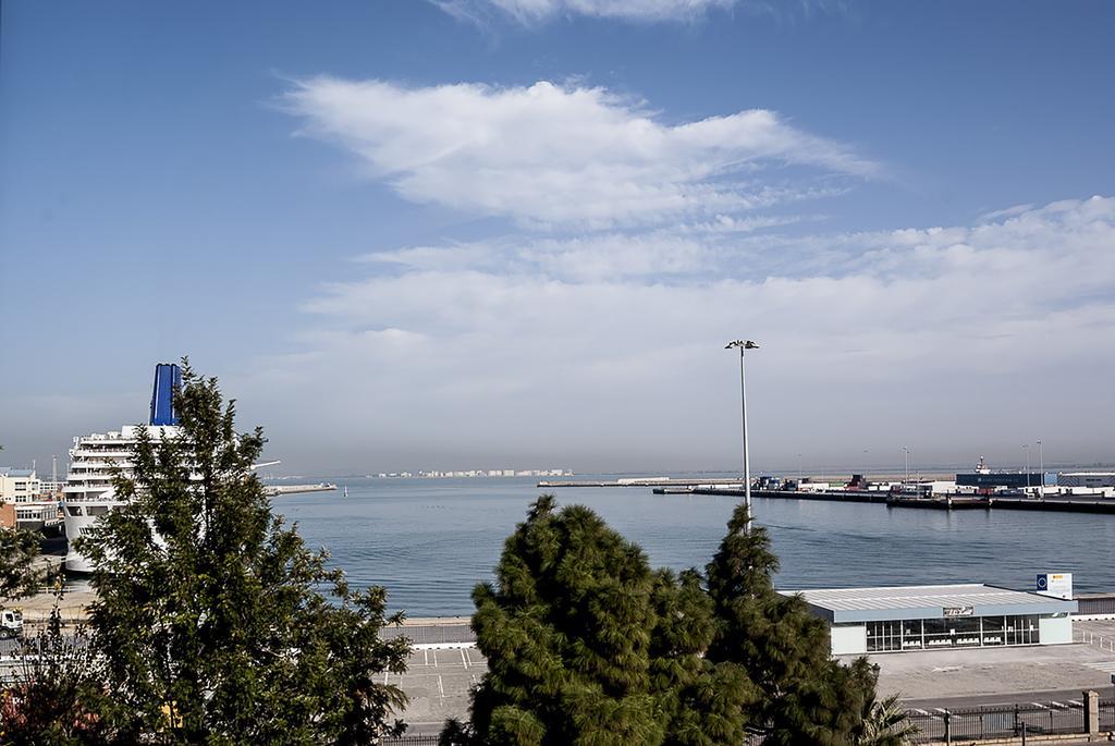 Apartamento Vistabella Cádiz Exteriör bild